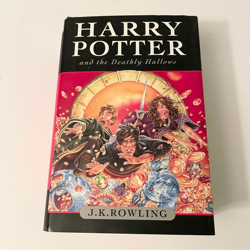 Harry Potter and the Deathly Hallows Hardcover Raincoast First Edition